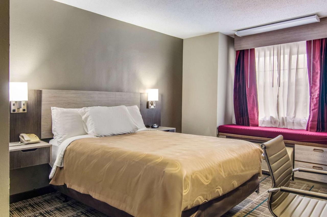 Quality Inn & Suites Grove City-Outlet Mall Zewnętrze zdjęcie