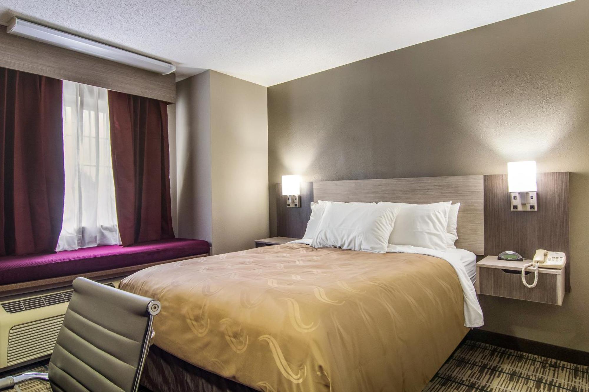 Quality Inn & Suites Grove City-Outlet Mall Zewnętrze zdjęcie